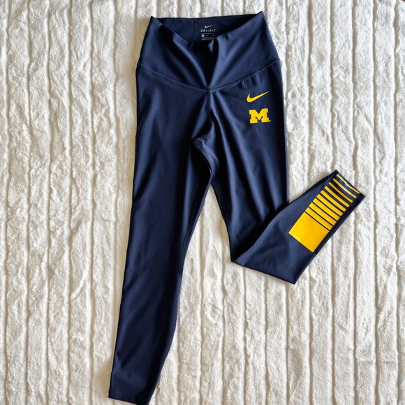 Nike Dri-Fit University of Michigan Women’s Medium Leggings Blue & Calf Detail - Picture 1 of 10